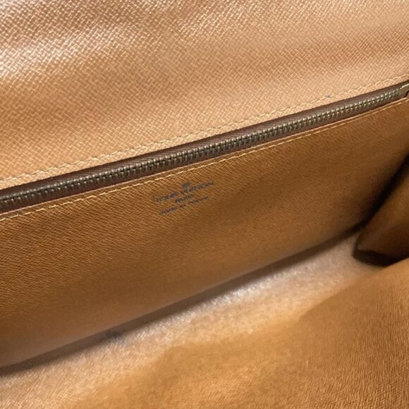 LOUIS VUITTON Bordeaux Monogram - Shoulder Bag 349-072425 - Picture 8 of 11